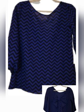 NWT Live 4 Truth Dark Blue/Black Chevron Bow Back Top 3/4 Sleeve Size L Flowy